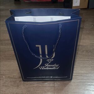 Jewelry Unlimited Blue Gift Bag